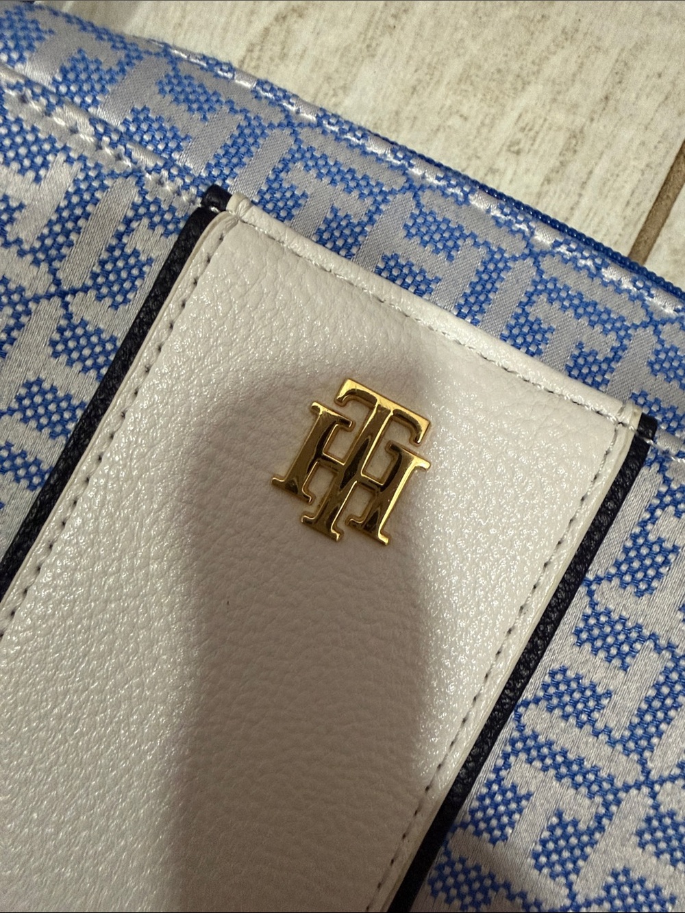 Tommy Hilfiger Blue and White Monogram Crossbody - Picture 2 of 3